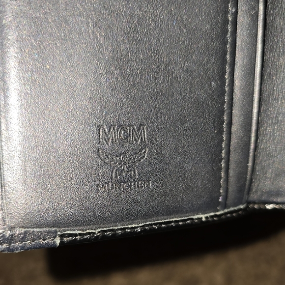 Authentic MCM Black and Gray Leather Wallet - Picture 6 of 12